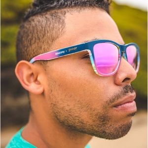 Rare Saucony x goodr collab sunglasses